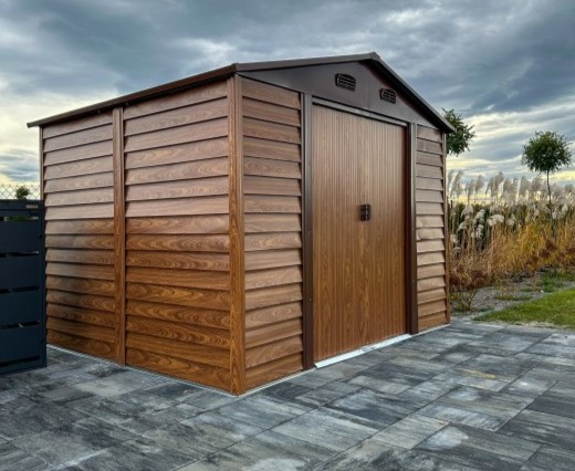 Domek ogrodowy metalowy 2,4 x 2,8 m - imitacja drewna - Domek narzędziowy Arbor III